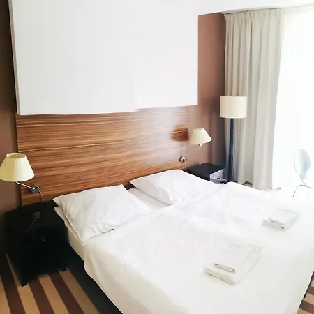 Prywatny Salon Z Aneksem Kuchennym I Sypialnia W Diva Appartement *