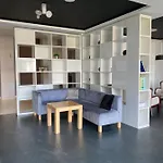 Prywatny Salon Z Aneksem Kuchennym I Sypialnia W Diva 公寓 *
