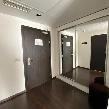 Prywatny Salon Z Aneksem Kuchennym I Sypialnia W Diva * 코워브제크